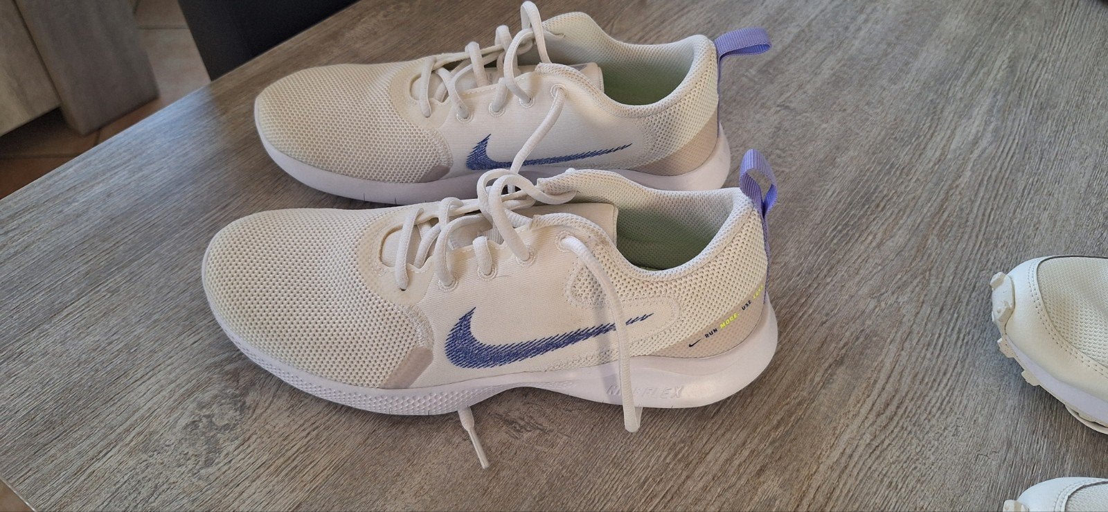 Nike damesschoenen, Ophalen of Verzenden, Zo goed als nieuw, Overige sporten, Hardloopschoenen