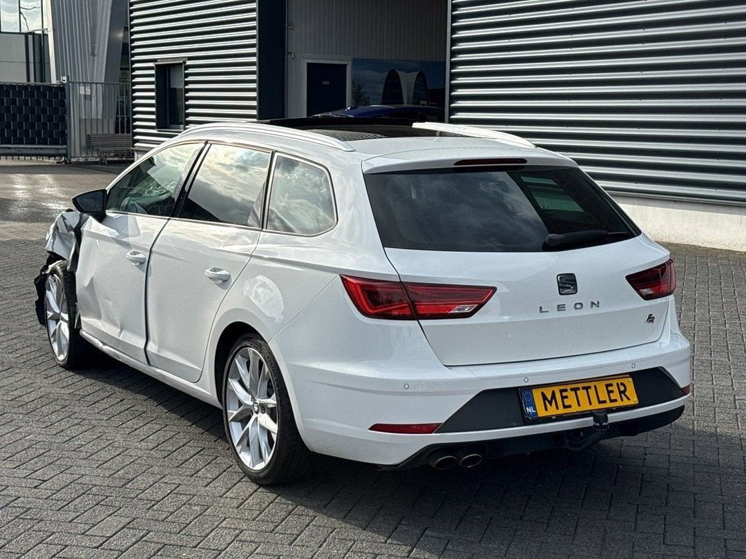 Seat Leon ST 1.4 TSI X-PERIENCE, FR Line, trekhaak, panormad, Voorwielaandrijving, Gebruikt, Euro 6, 4 cilinders