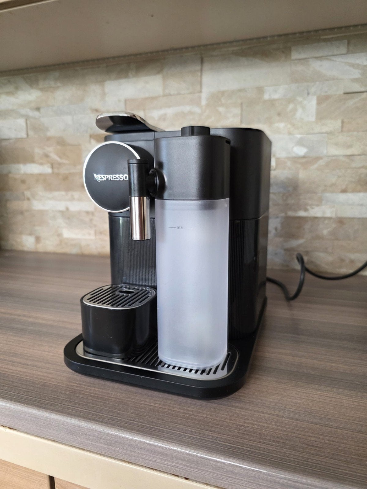 Nespresso Gran Lattissima, Ophalen