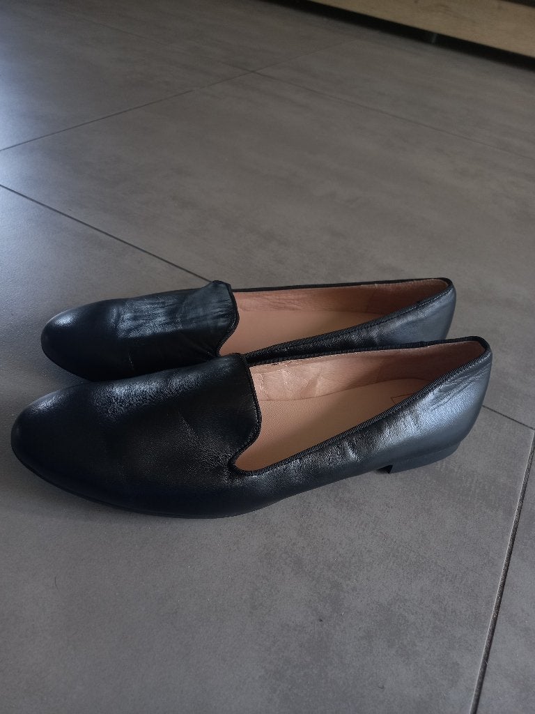 Schoenen, Kleding | Dames, Nieuw, Ophalen of Verzenden, Instappers, Zwart