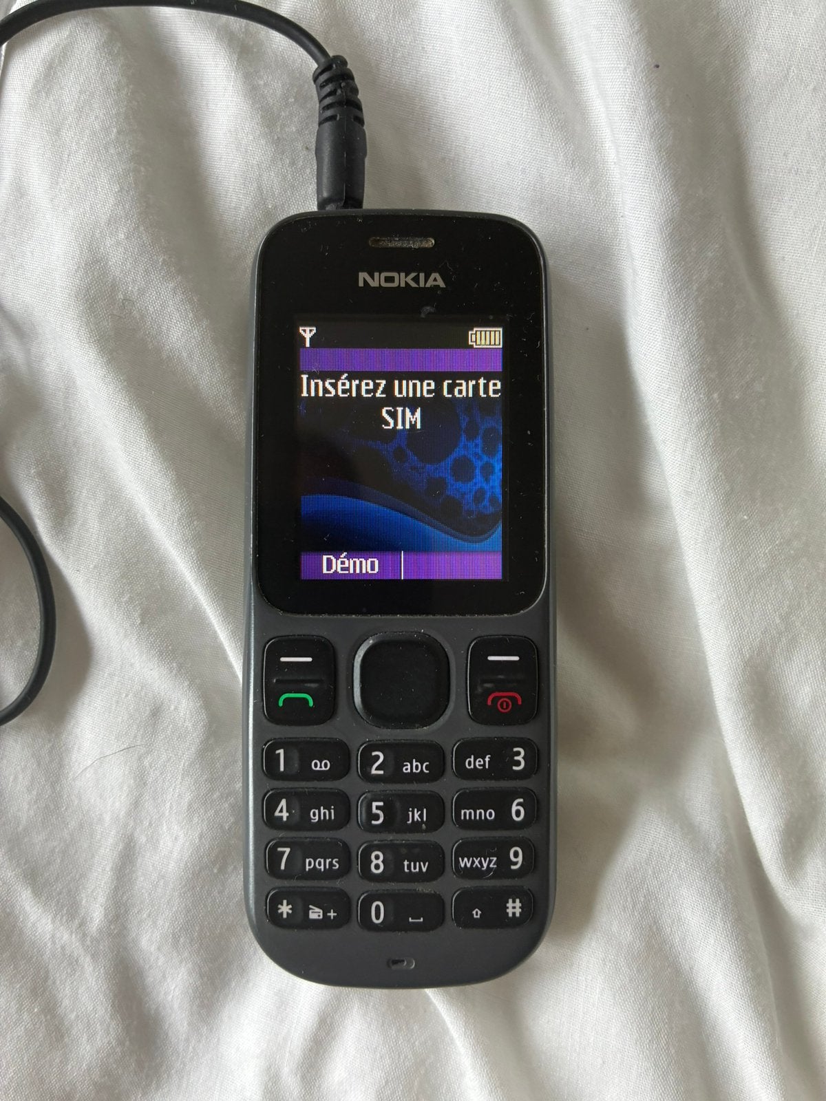 NOKIA 100 PHANTOM 2011 VLEKKELOOS, Telecommunicatie, Mobiele telefoons | Nokia, Ophalen, Zo goed als nieuw
