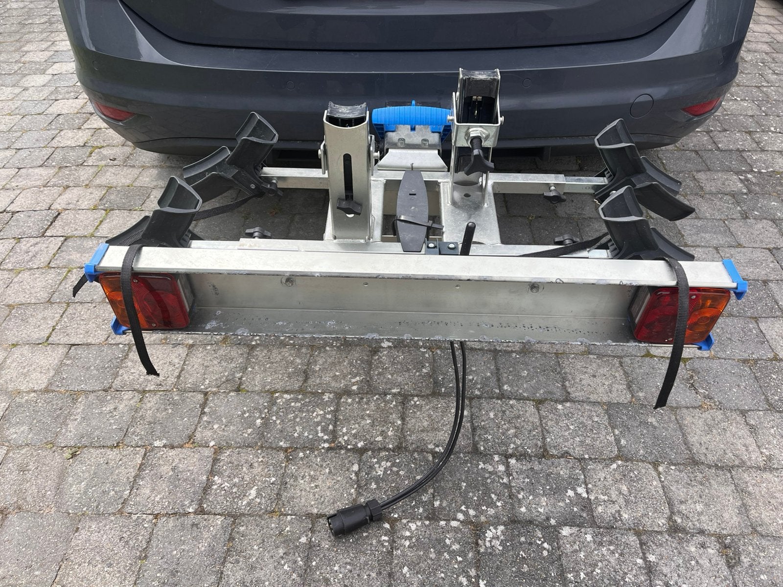 Fietsendrager TWINNY LOAD, Auto diversen, Fietsendragers, Ophalen, 2 fietsen, Gebruikt, Trekhaakdrager