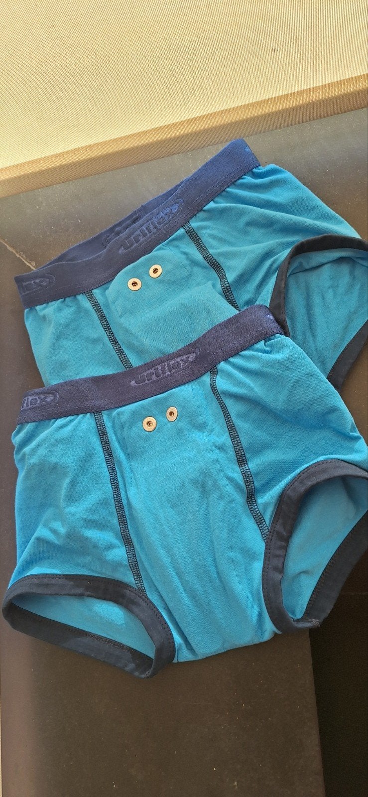 2 plaswekker sensorbroekjes maat 128/134, Kinderen en Baby's, Ophalen of Verzenden, Gebruikt, Jongen of Meisje, Overige typen