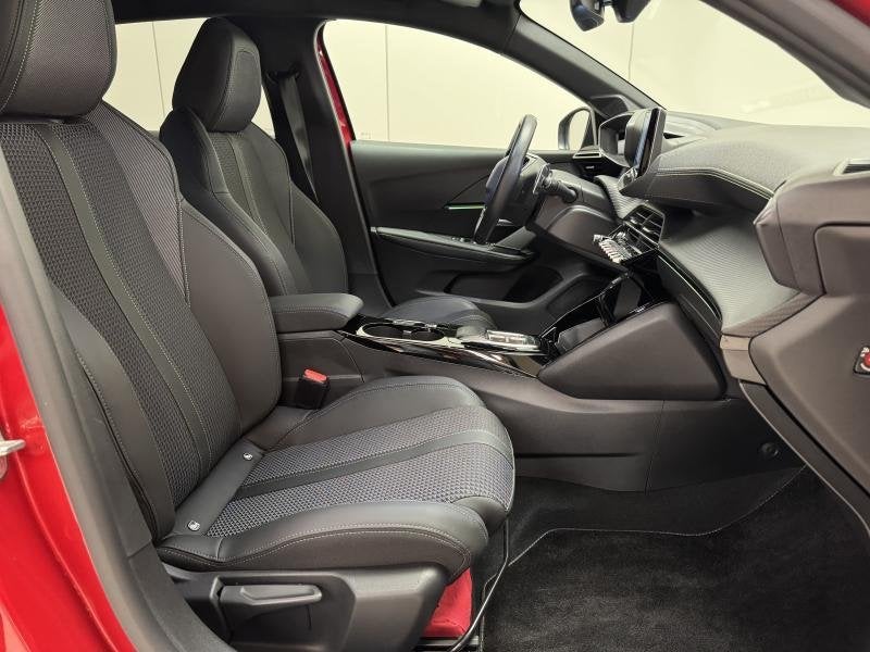 Peugeot 208 1.2i GT **7.000KM!** LED|GPS|PDC|CRUISE|CAM|CARP, Rouge, Achat, https://public.car-pass.be/vhr/ca5b37a0-a9b4-4791-a1f3-b902ff7dda16