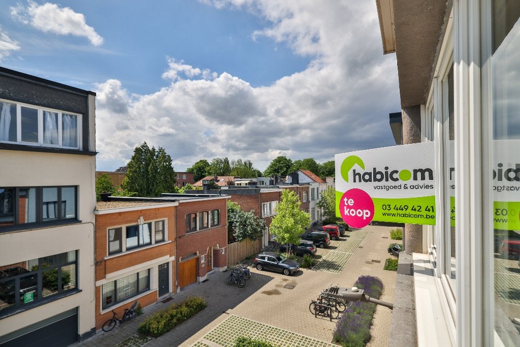 Appartement rénové dans une rue piétonne avec jardin, Immo, Maisons à vendre, Province d'Anvers, Jusqu'à 200 m², Appartement, B