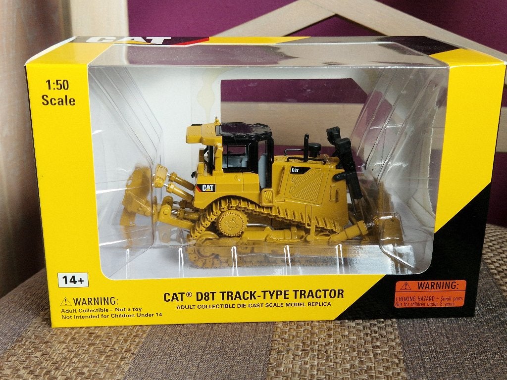 Norscot 55299 1:50 miniature CAT D8T Track-Type Tractor, Hobby en Vrije tijd, Ophalen of Verzenden, Nieuw, Hijskraan, Tractor of Landbouw