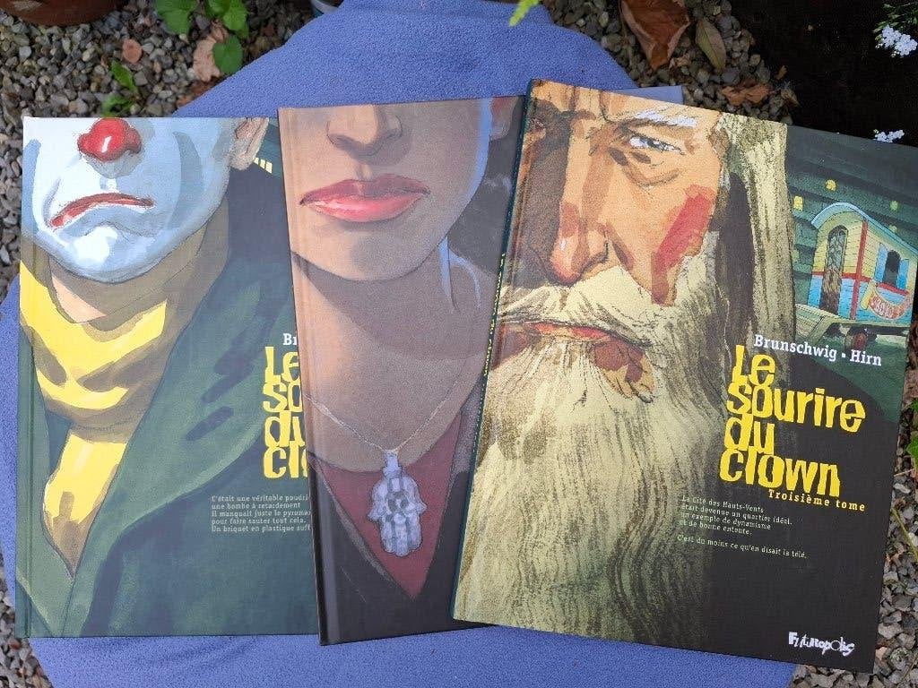 LE SOURIRE DU CLOWN TOMES 1 à 3 SERIE COMPLETE TBE TOUS EO, Boeken, Stripverhalen, Zo goed als nieuw, Complete serie of reeks