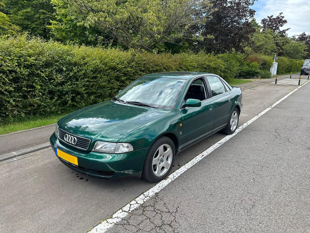 Audi A4 2.6 V6 – 165 000 km – Historique Audi, Autos, Cuir, Achat, Entreprise, A4
