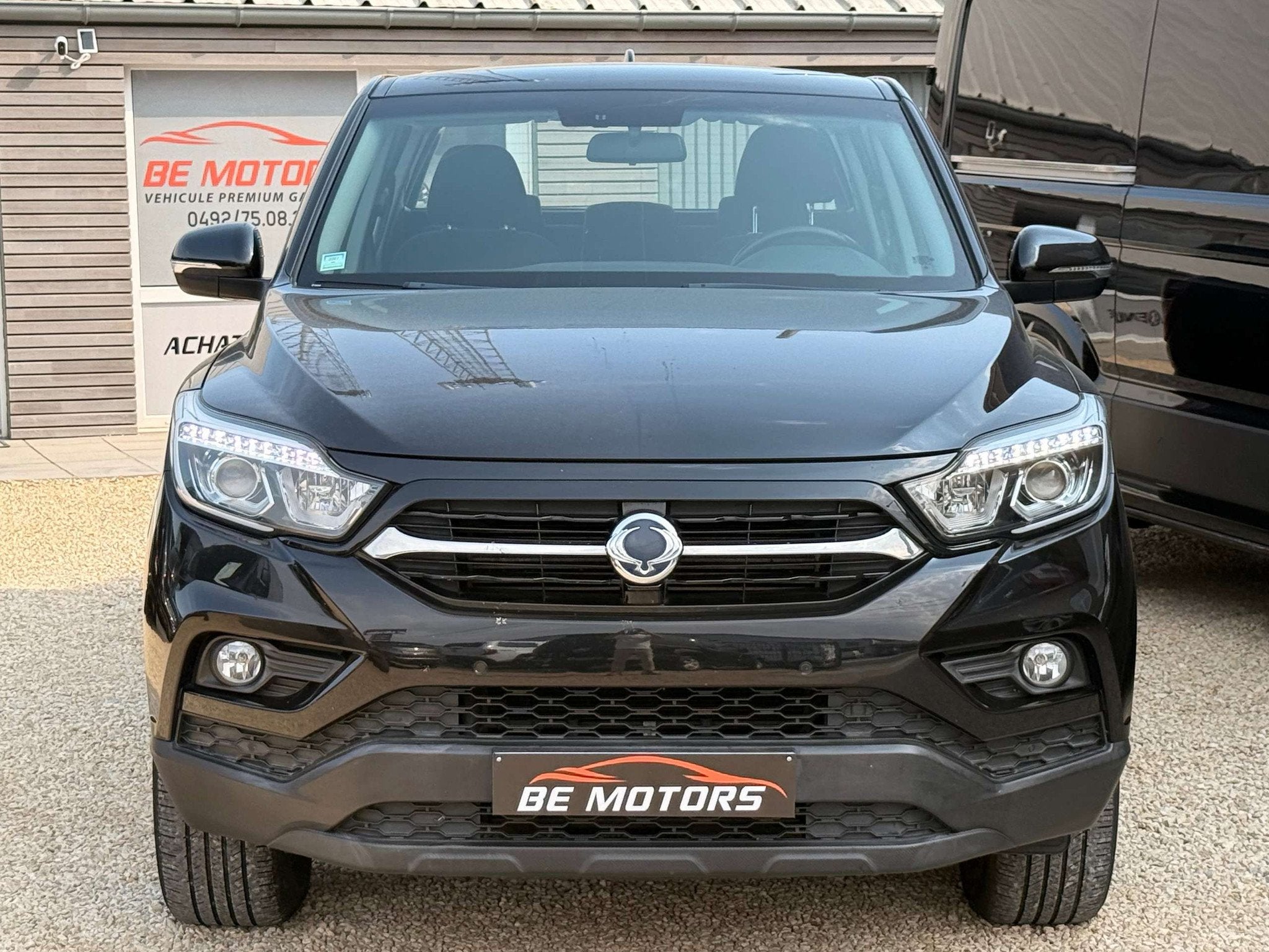 SsangYong Musso 2.2 Turbo e-Xdi 4WD Crystal *TVAC-BTW-IN* GP, Autos, Cuir, Achat, Musso, Noir