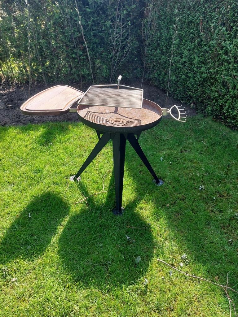 Mooie metalen bbq, Enlèvement
