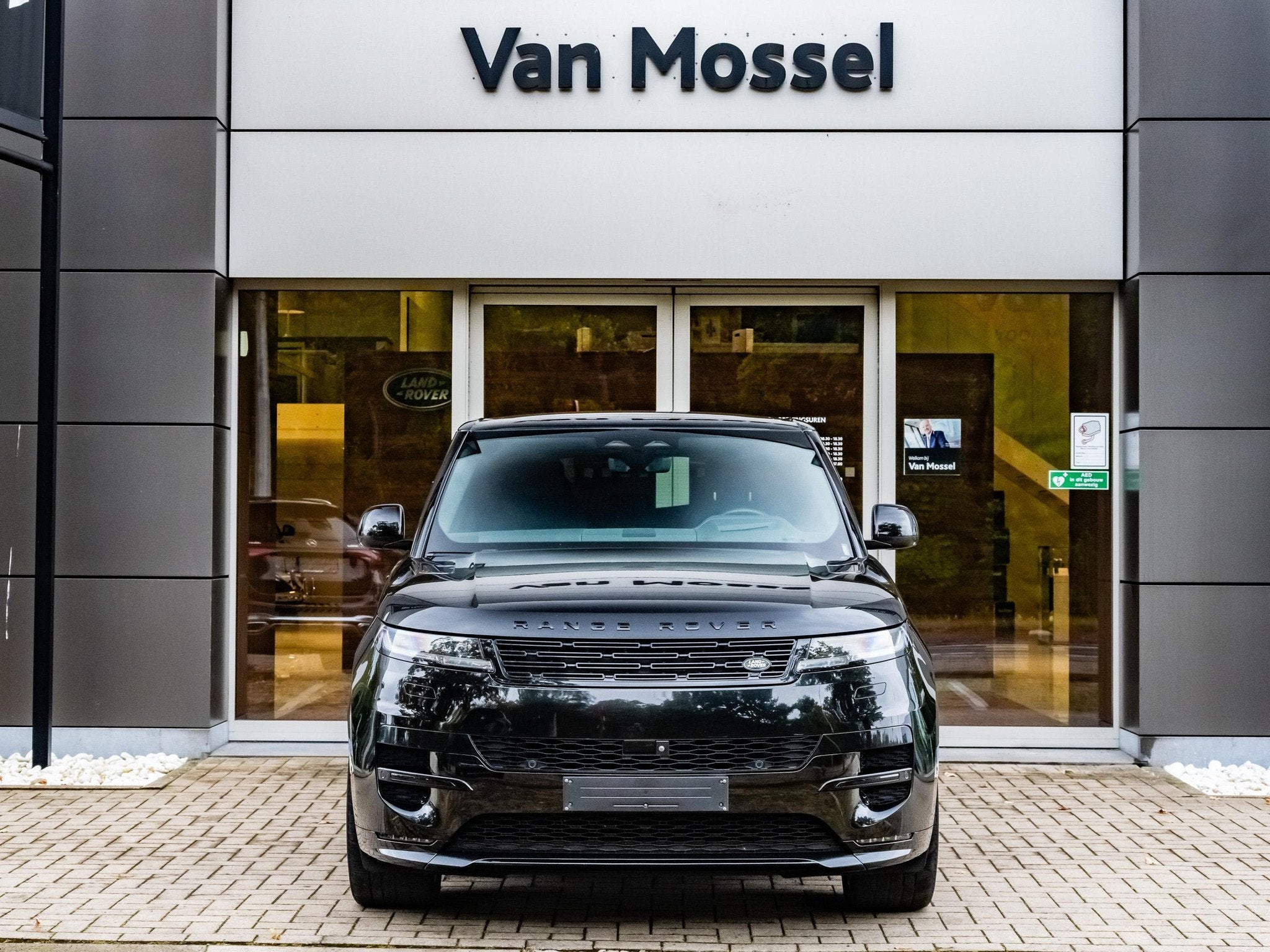 Land Rover Range Rover Sport P550e Autobiography AWD Auto. 2, Auto's, Automaat, Gebruikt, Zwart, Overige brandstoffen