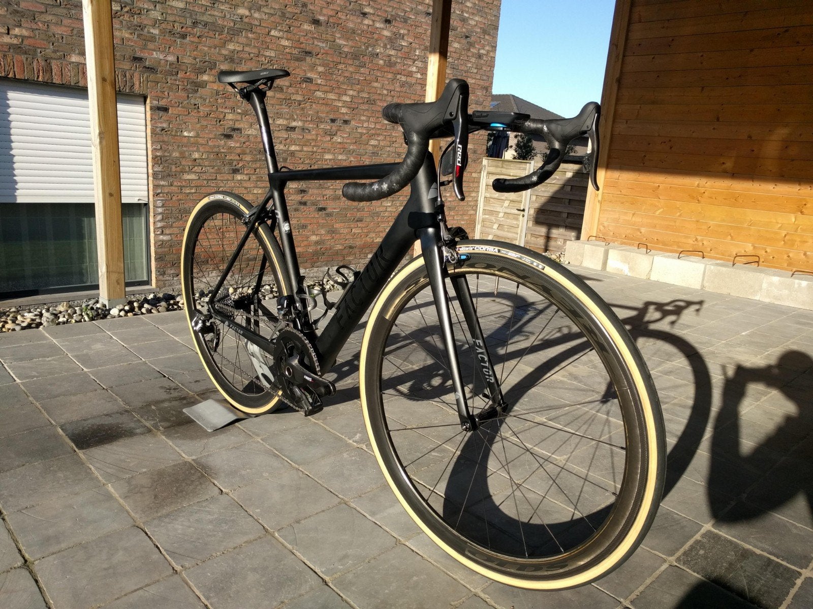 Factor 02, Fietsen en Brommers, Fietsen | Cruisers en Lowriders, Ophalen
