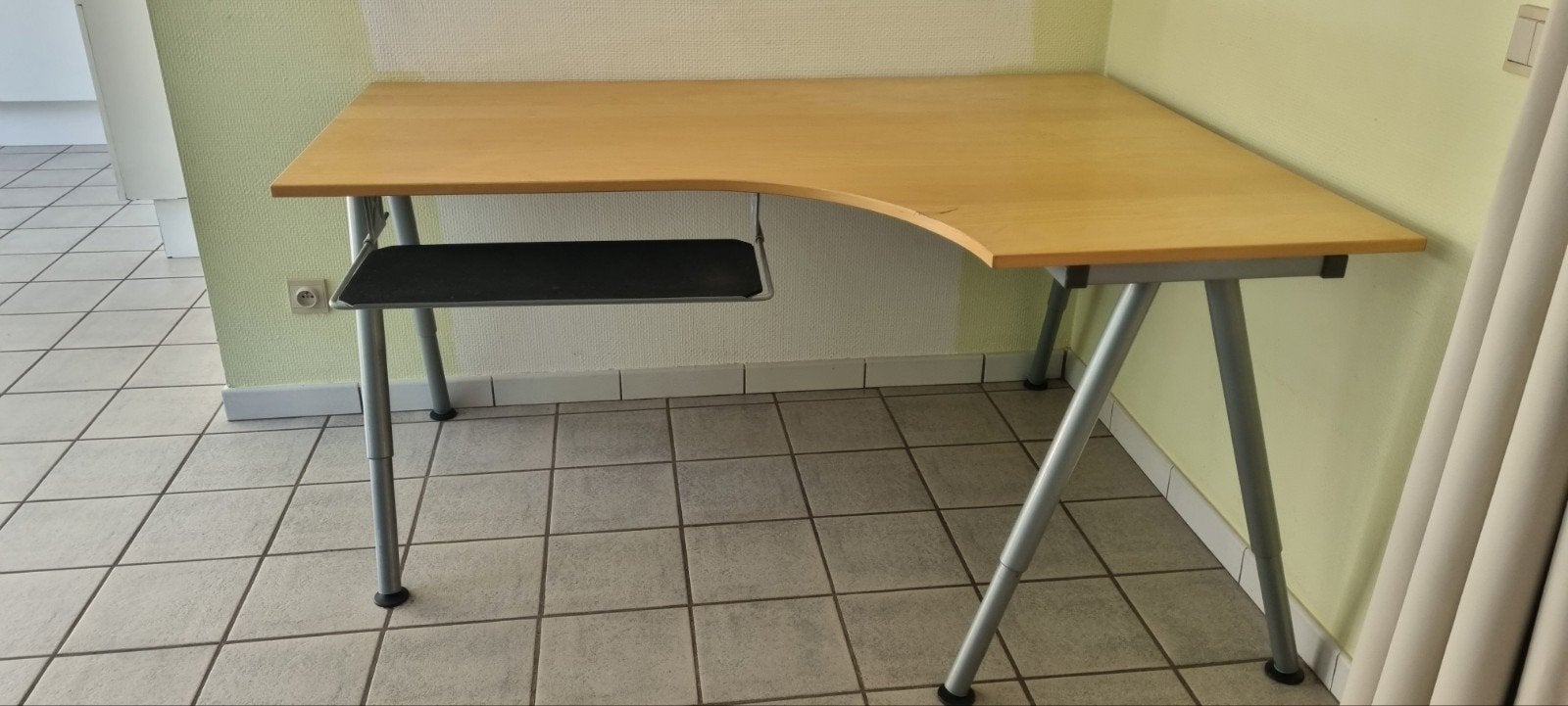 bureau ikea, Bureau d'ordinateur, Enlèvement, Utilisé, IKEA