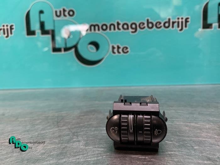 Commutateur phare hauteur réglable d'un Volkswagen Golf (Go, Volkswagen, -, 3 mois de garantie, Utilisé