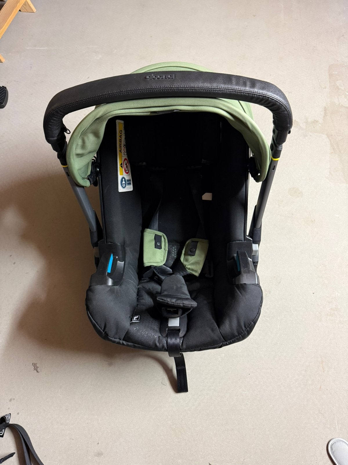 Doona i, Ophalen, Zo goed als nieuw, Isofix