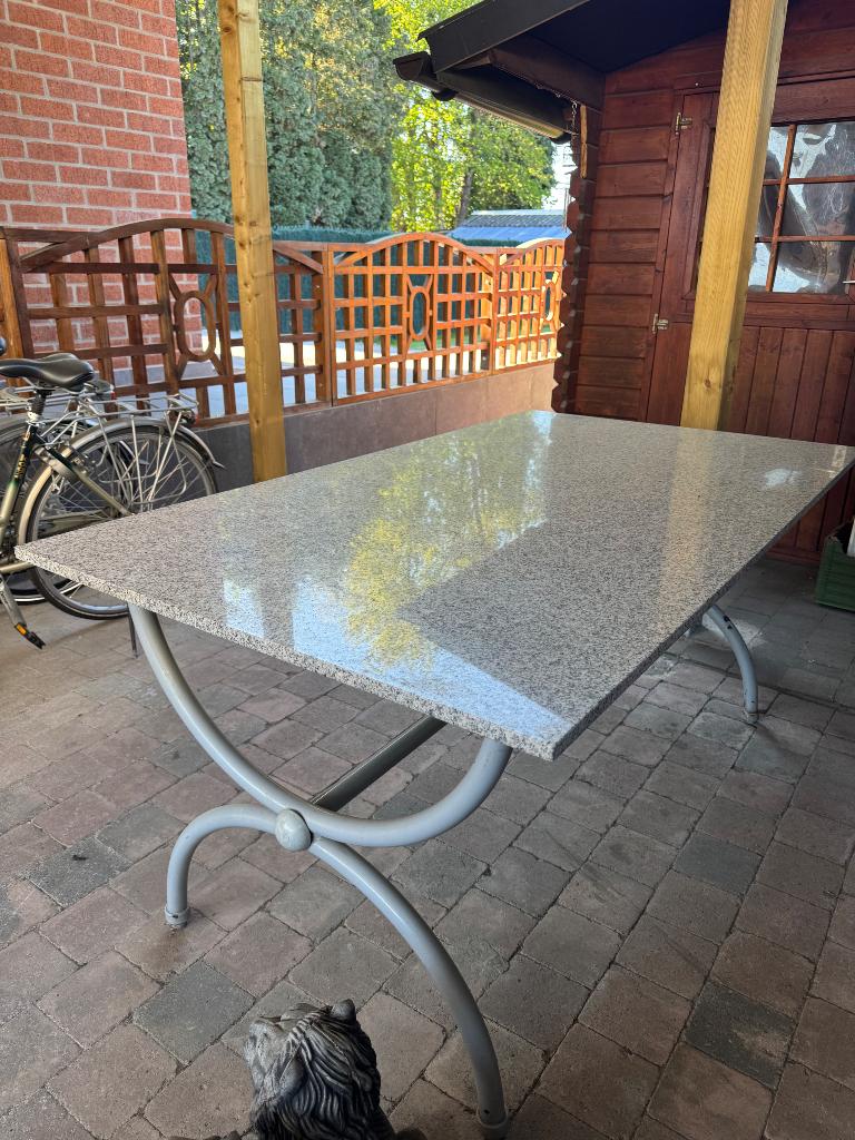 Tuintafel van graniet, Ophalen, Zo goed als nieuw, Rechthoekig, Overige materialen
