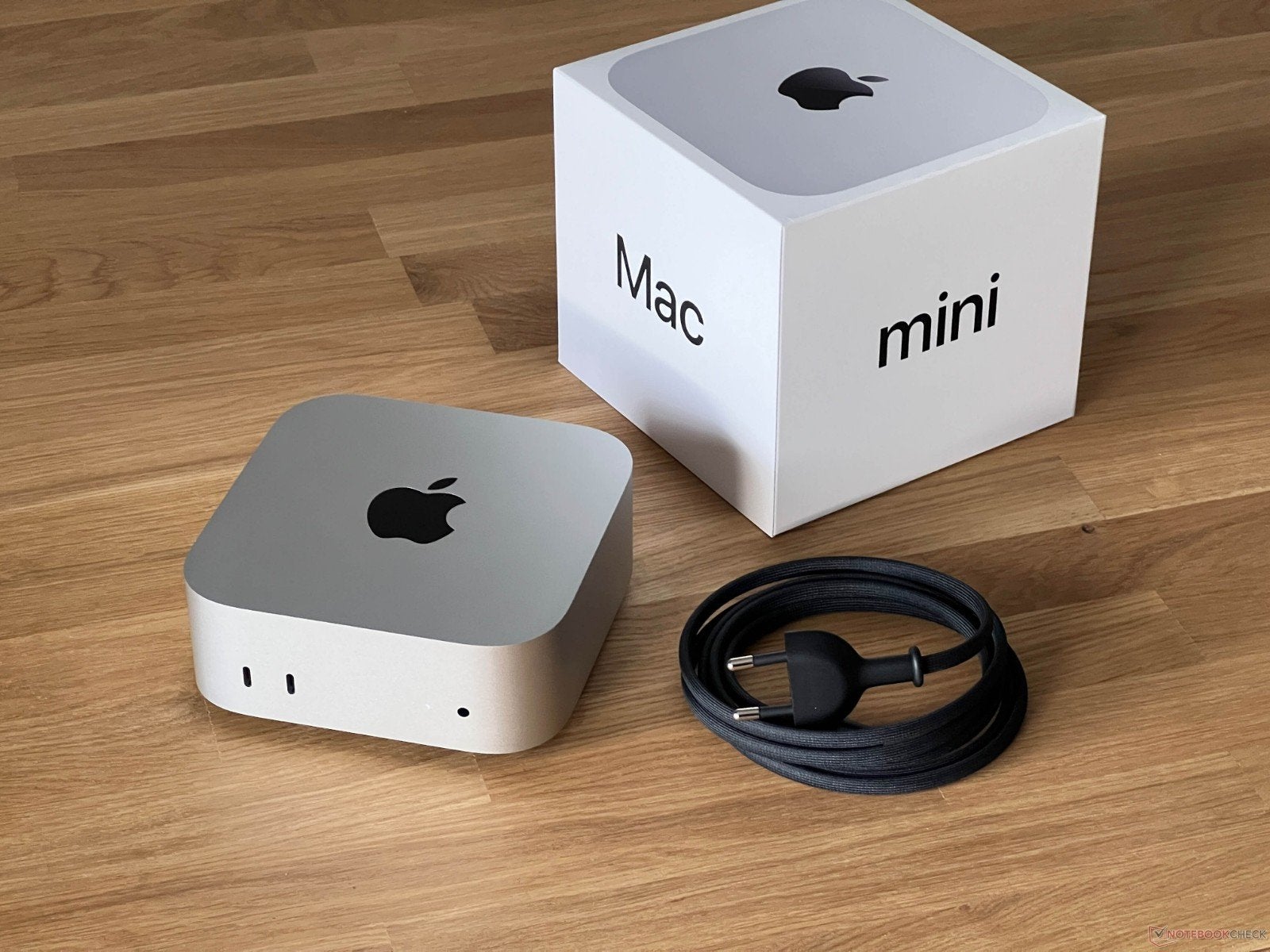 Mac mini M4 (2024) nog 1 jaar onder garantie, Ophalen of Verzenden, Zo goed als nieuw, HDMI, Minder dan 500 GB