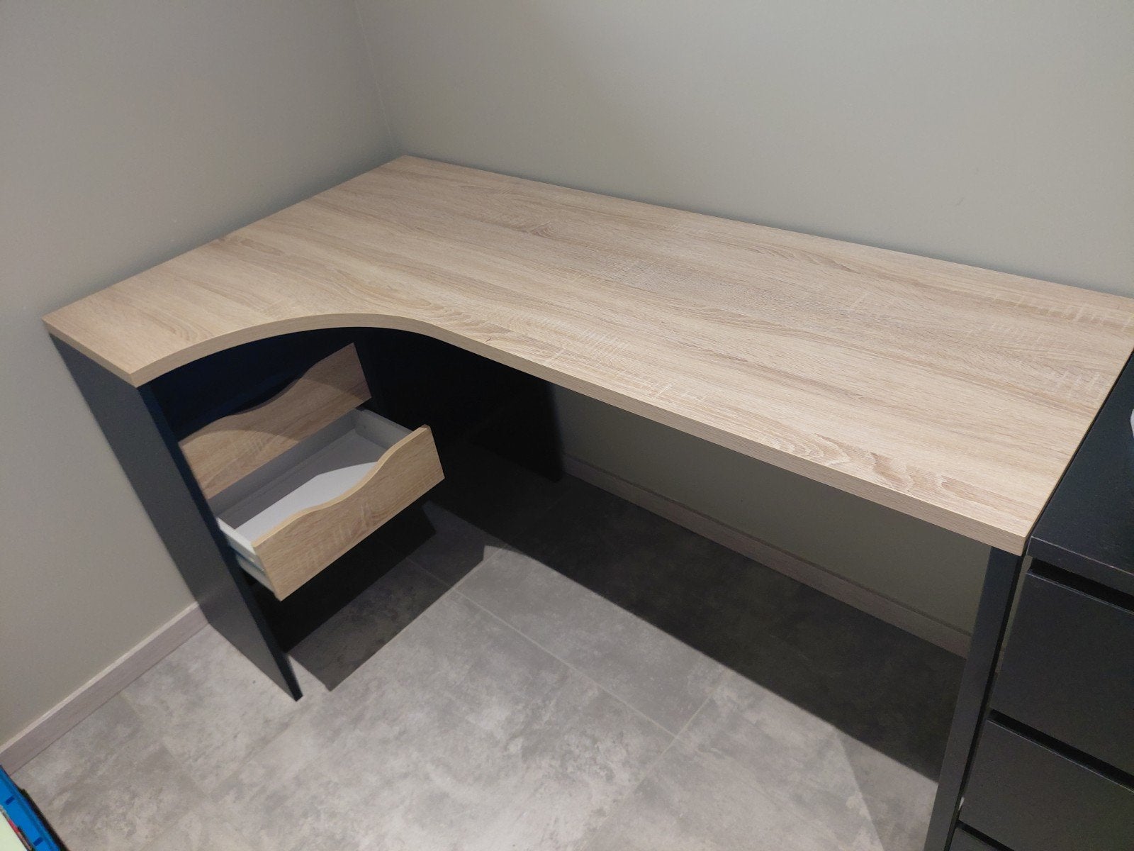Bureau ideaal voor jeugd kamer, Huis en Inrichting, Bureaus, Ophalen
