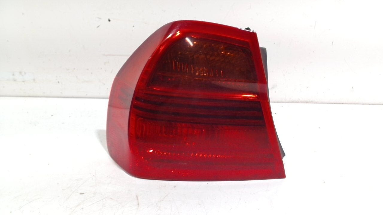 Achterlicht links buiten BMW 3 serie, Onderdelen@venauto.nl, Van der Ven Autorecycling B.V., Gebruikt, Ettenseweg 76, 4706 PB Roosendaal, The Netherlands