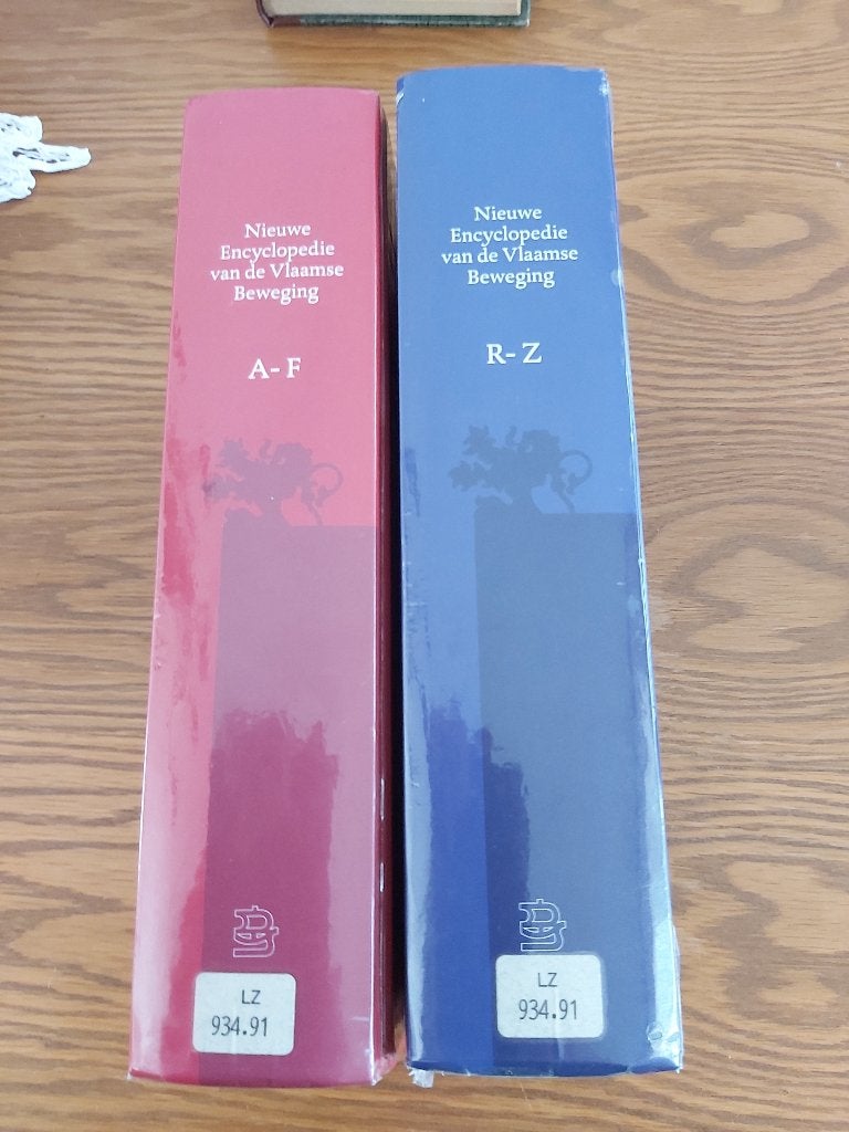 Vlaanderen Collaboratie Encyclopedie VNV DeVlag Brigade, Verzenden, Zo goed als nieuw, Maatschappij en Samenleving