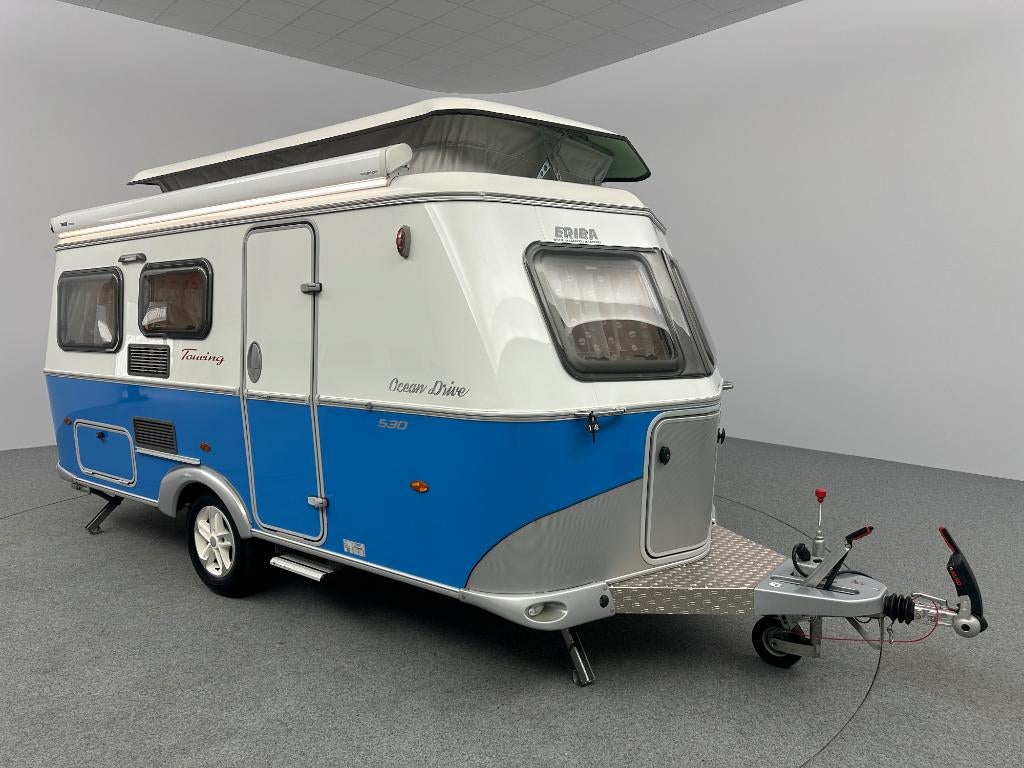 Eriba Touring Troll 530 Ocean Drive Cassetteluifel, Caravans en Kamperen, Caravans, Bedrijf, Treinzit, Kachel, Dwarsbed