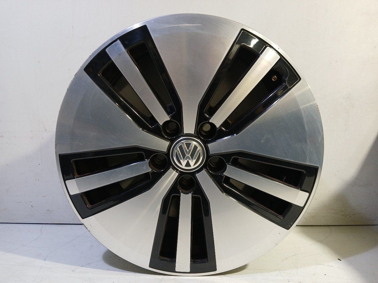Velg Volkswagen Golf, Autos : Pièces & Accessoires, Pneus & Jantes, Pneu(s), 17 pouces, Utilisé, Enlèvement ou Envoi