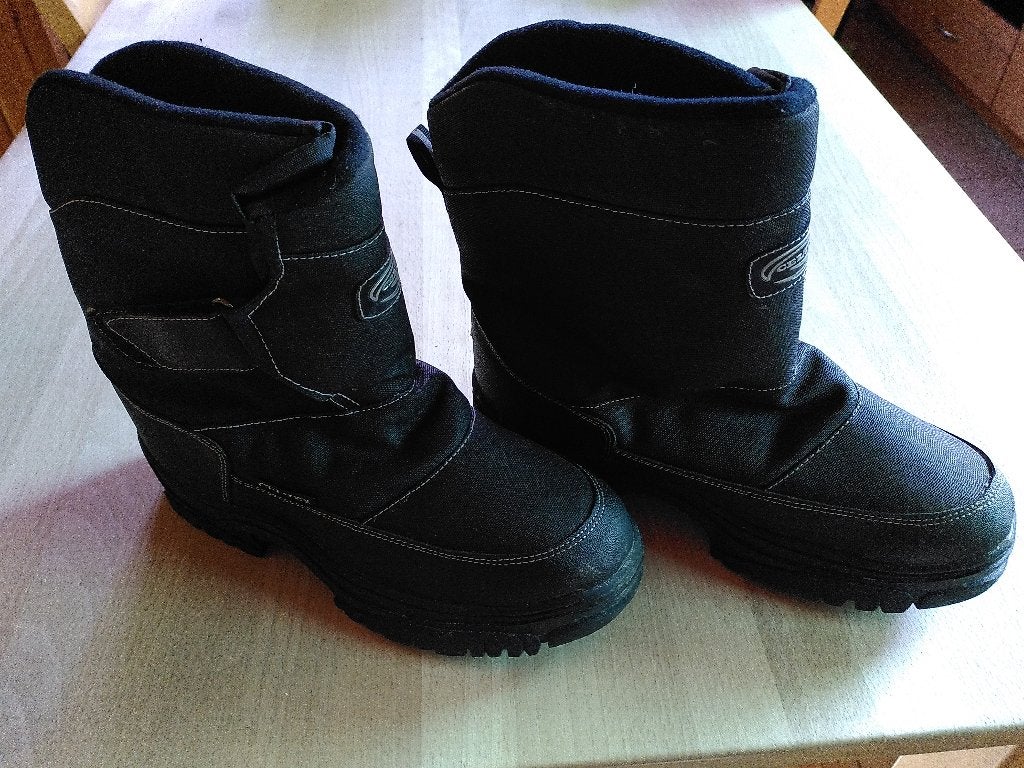 Snowboots maat 43, Zwart, Boots, Ophalen of Verzenden, Zo goed als nieuw