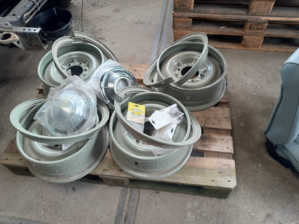 4 jantes à broche pour Toyota Landcruiser J4/Land Cruiser, Autos : Pièces & Accessoires, Enlèvement, Jante(s)