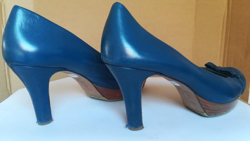 505B* LODI superbes escarpins bleus tout cuir (41/42), LODI, Escarpins, Comme neuf, Bleu