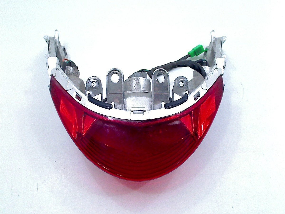 FEU ARRIÈRE Agility 50 16+ 2021-2023 (E5) (33700-ALJ8-E10), Dhr. S. di Majo, Utilisé, Info@cama-motorparts.nl, P.J. Troelstraweg 8 8
3144 CX  MAASSLUIS, NL