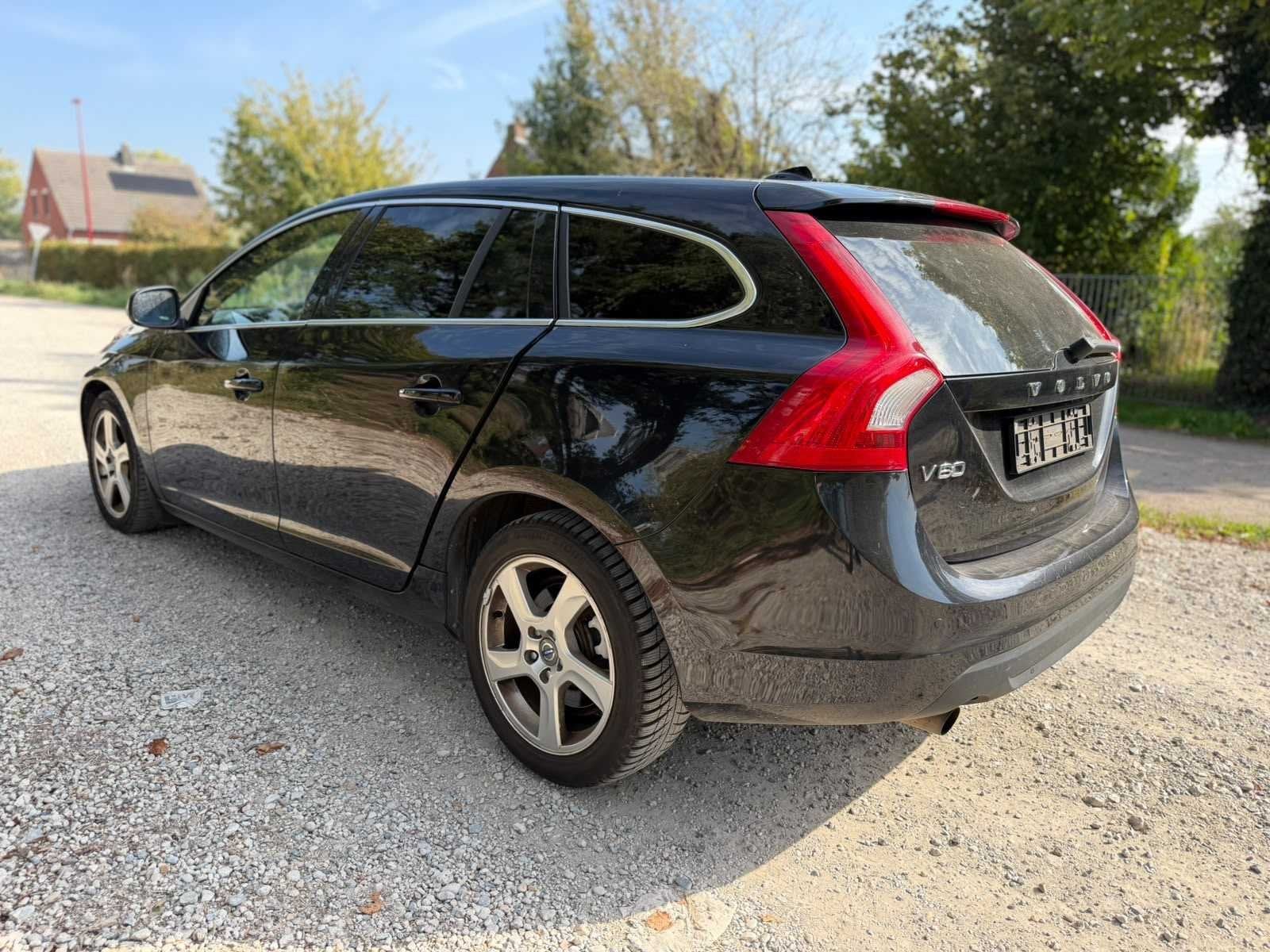 2012 Volvo V60 D3 stationwagen - automaat - cruise control -, Auto's, Automaat, Euro 5, Gebruikt, Diesel