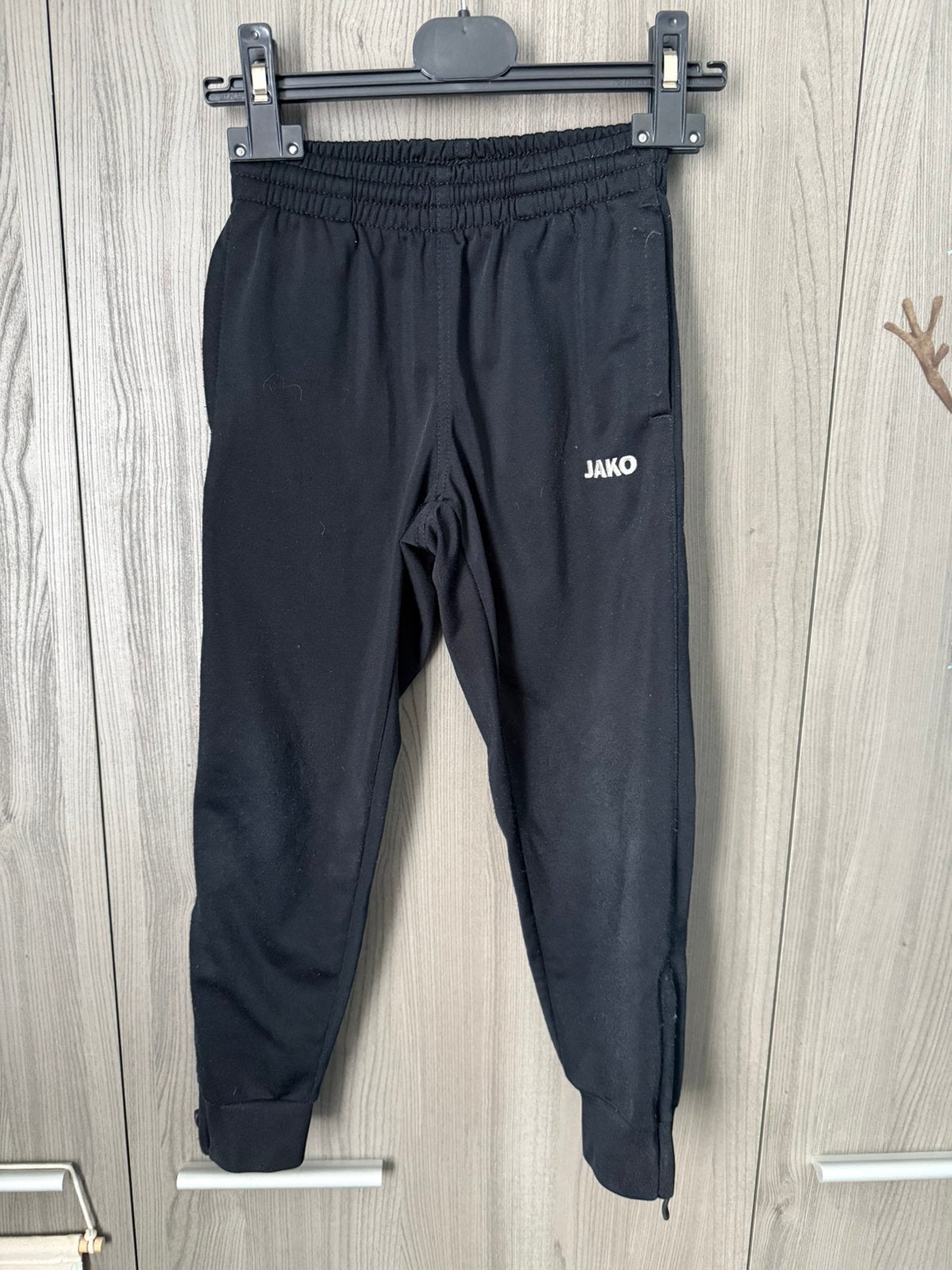 Training broek Jako, Kinderen en Baby's, Kinderkleding | Maat 116, Ophalen of Verzenden, Gebruikt, Jongen of Meisje, Broek