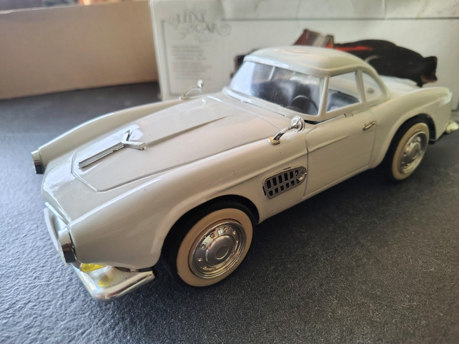 Luxe Car vintage speelgoedauto, Ophalen of Verzenden