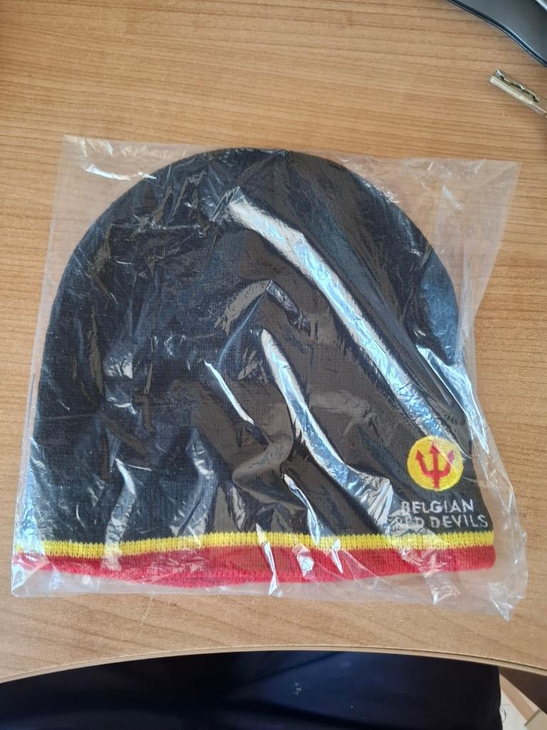 Chapeau des Diables rouges belges, Collections, Articles de Sport & Football, Neuf, Casquette ou Bonnet, Enlèvement ou Envoi