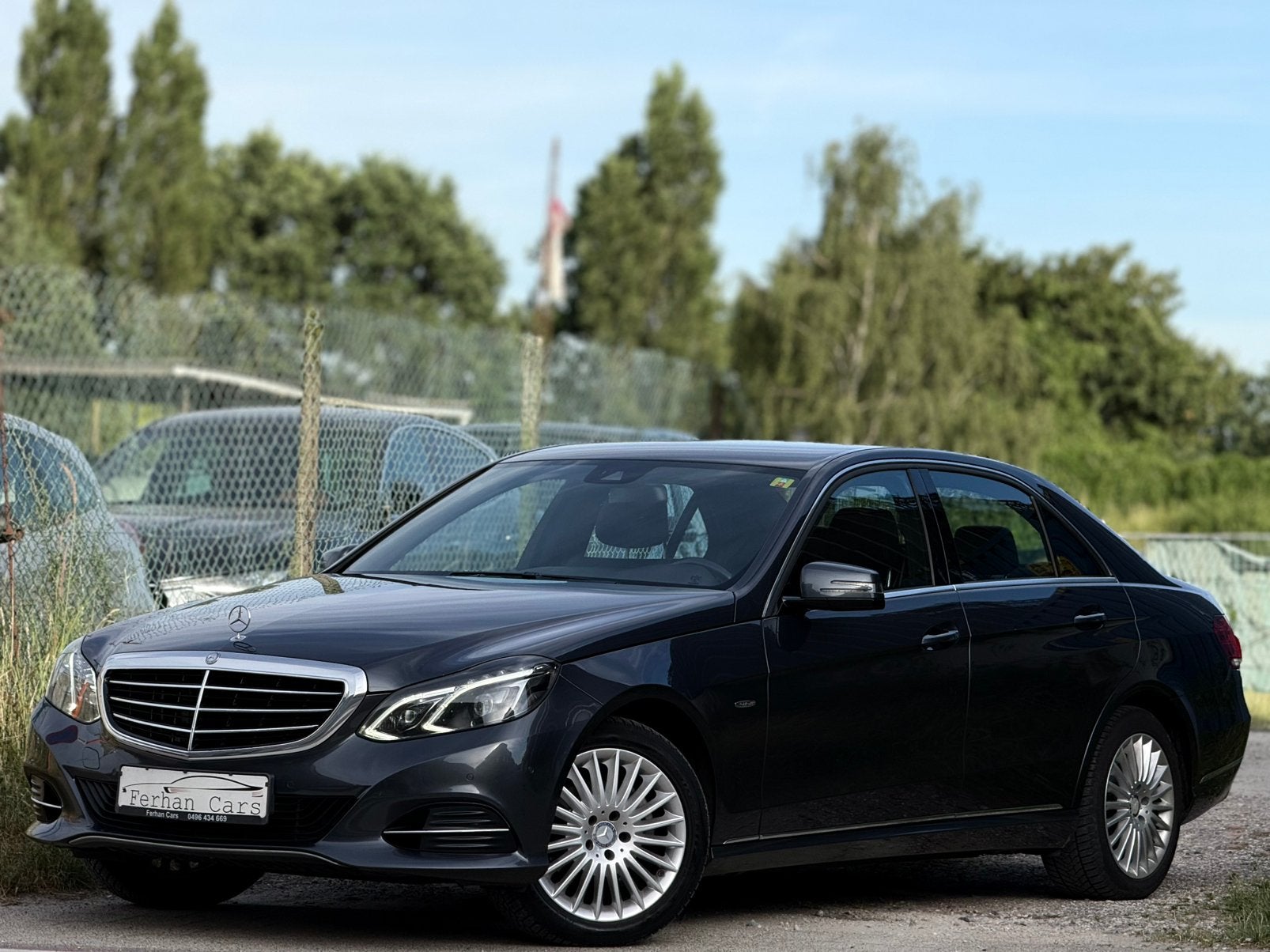 Mercedes-Benz E200 • 7G BlueTEC édition E • 2015 • Euro 6b, Argent ou Gris, Achat, 1800 kg, Euro 6