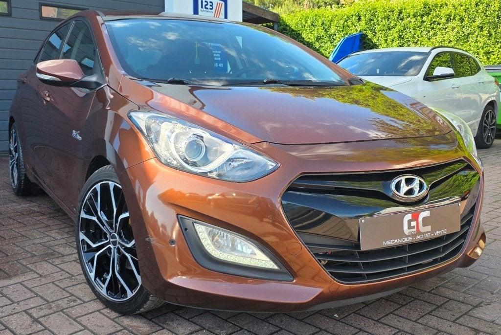 HYUNDAI I30 EURO 5, Autos, Hyundai, Entreprise, i30, ABS, Régulateur de distance, Airbags, Air conditionné, Climatisation automatique
