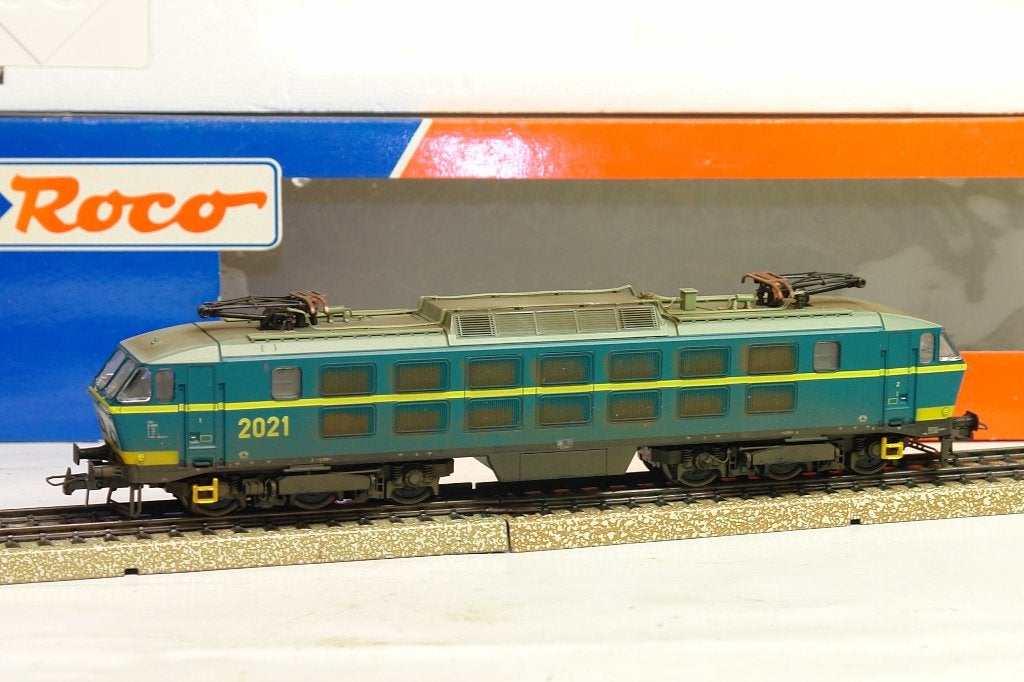 ROCO MÄRKLIN 3 RAILS  43974 MOTRICE 2021 RONET SNCB NMBS, Hobby & Loisirs créatifs, Analogique, Enlèvement ou Envoi, Courant alternatif