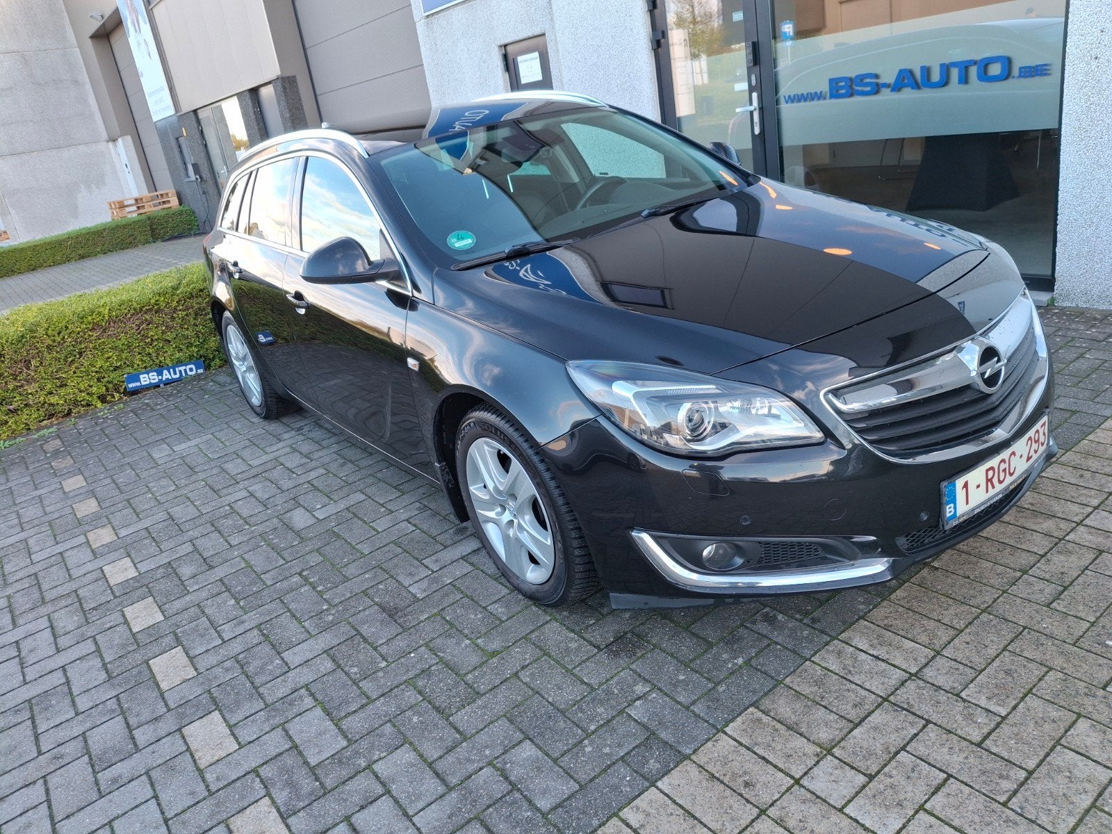 OPEL insignia, Autos, Achat, Entreprise, Ordinateur de bord, Noir