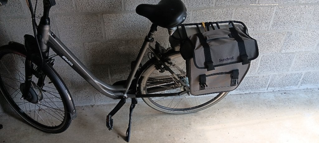 Electrische fiets, Ophalen, Sparta, Zo goed als nieuw, 50 km per accu of meer