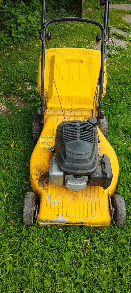 Grasmachine gratis  mes defect, Enlèvement, Utilisé, 50 cm ou plus, Tondeuses à gazon à essence