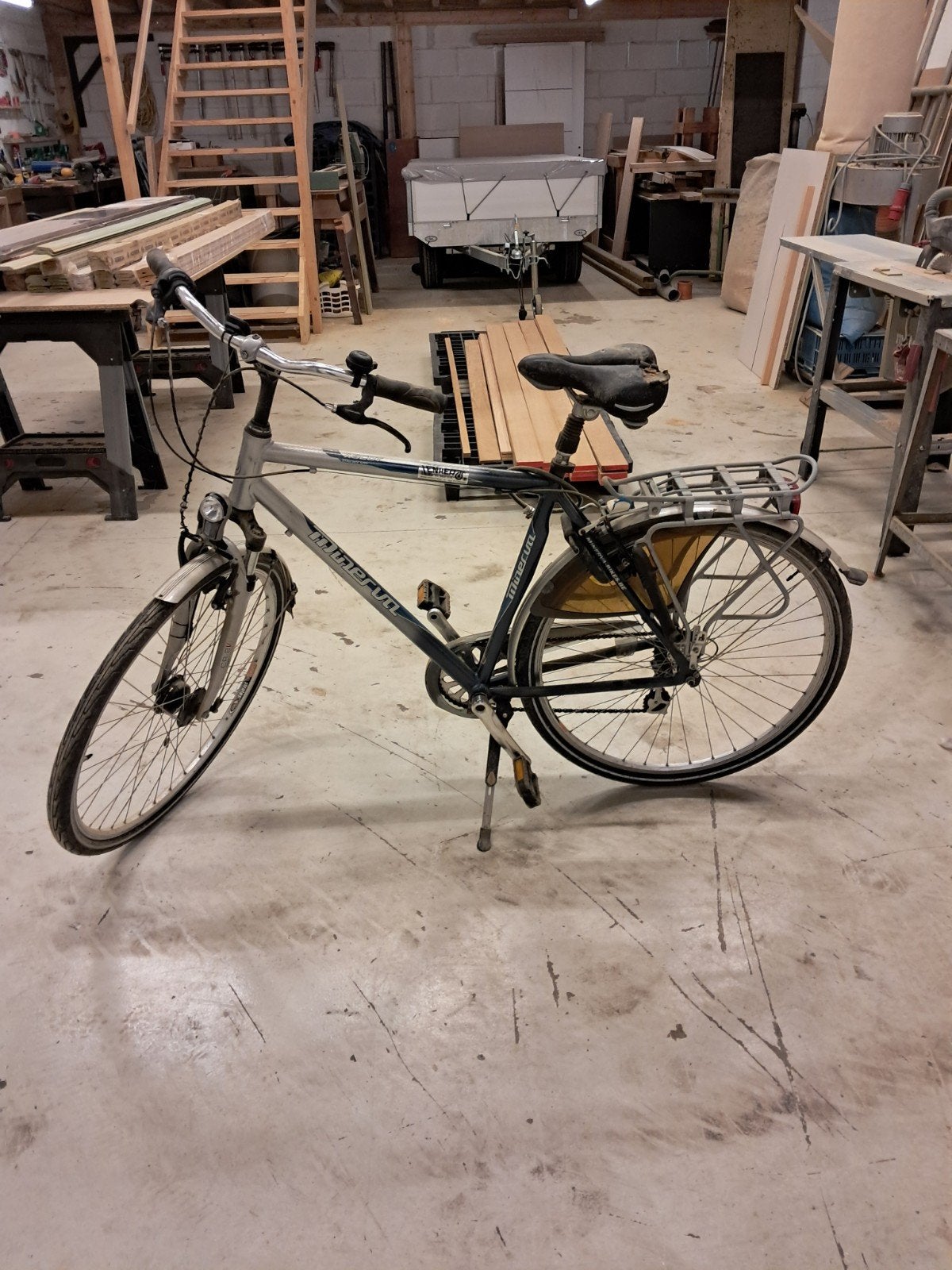 minerva fiets heren, Enlèvement