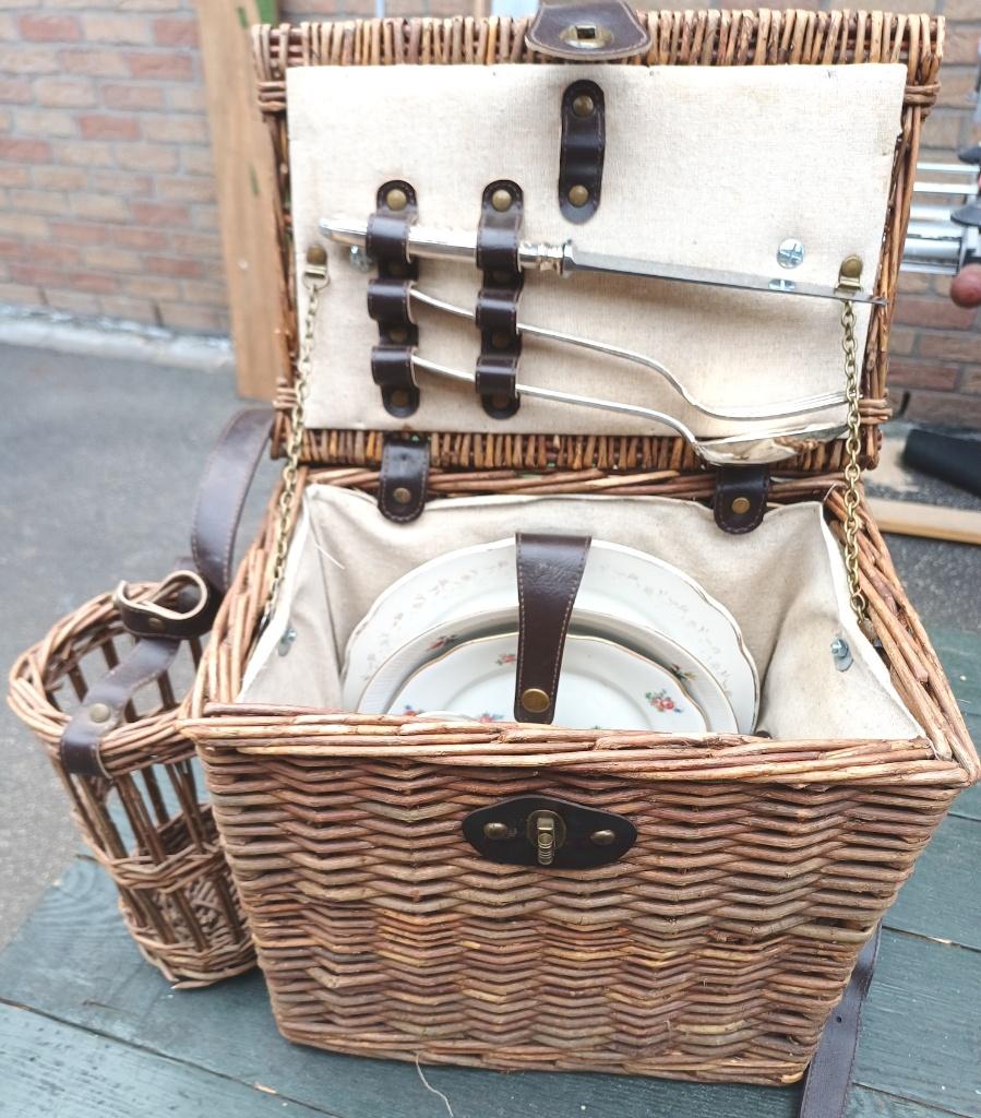Pannier de campagne et pic-nic, Enlèvement ou Envoi
