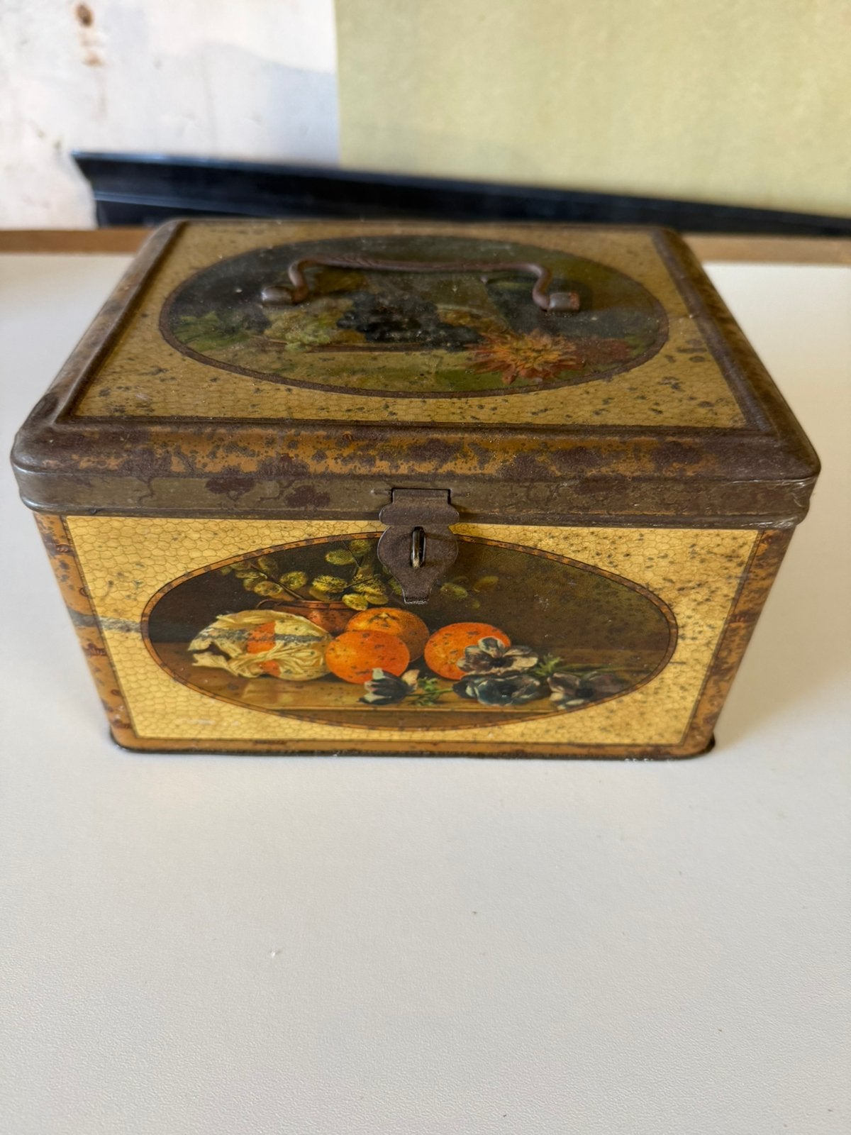 Antieke blikken trommel – Wed. J. Bekkers & Zn (1926), Collections, Enlèvement