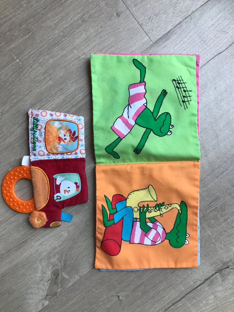 Babyspeelgoed: 2 knipser boekjes, Ophalen of Verzenden, Gebruikt, Met geluid