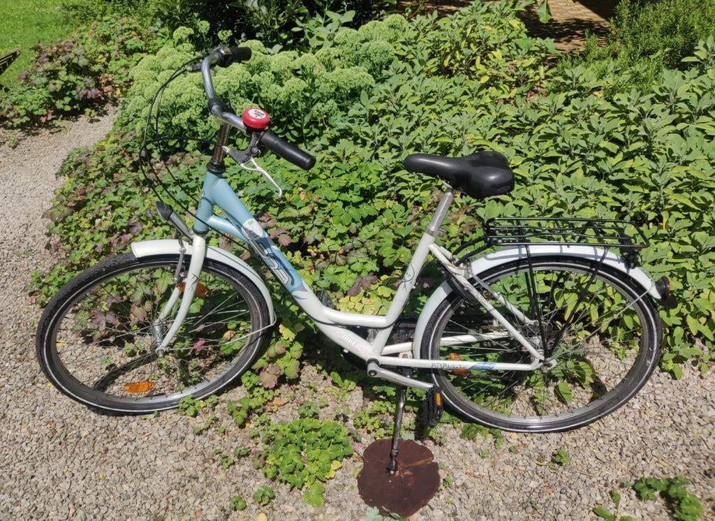 Meisjesfiets BNB 26 inch 10-15j, Fietsen en Brommers, Ophalen