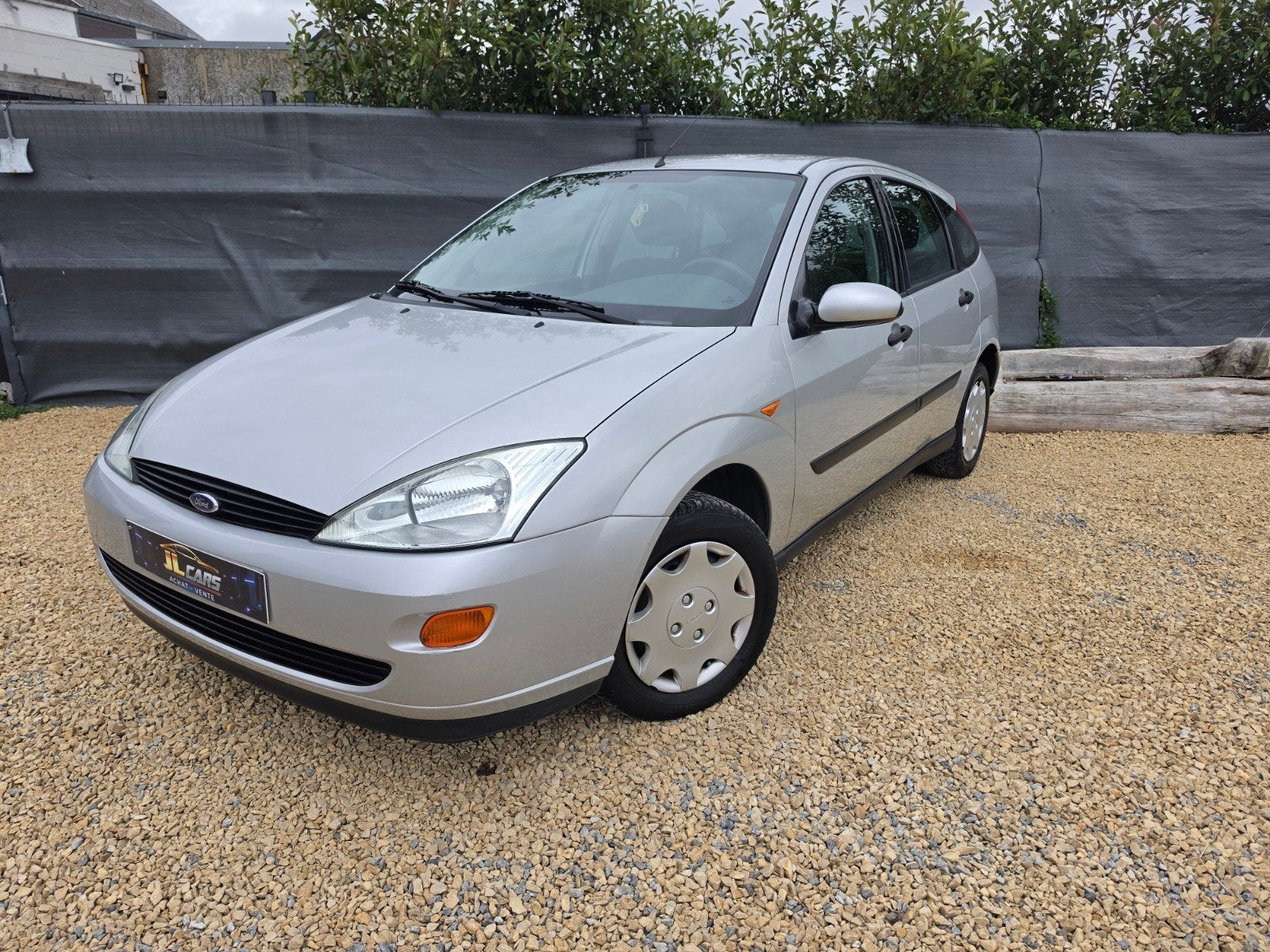 ford focus Essence ❗️97.000Km boite Automatique ️️, Focus, Argent ou Gris, Achat, https://public.car-pass.be/vhr/ceae1e3b-04b5-4a90-9573-8400e2a141c4