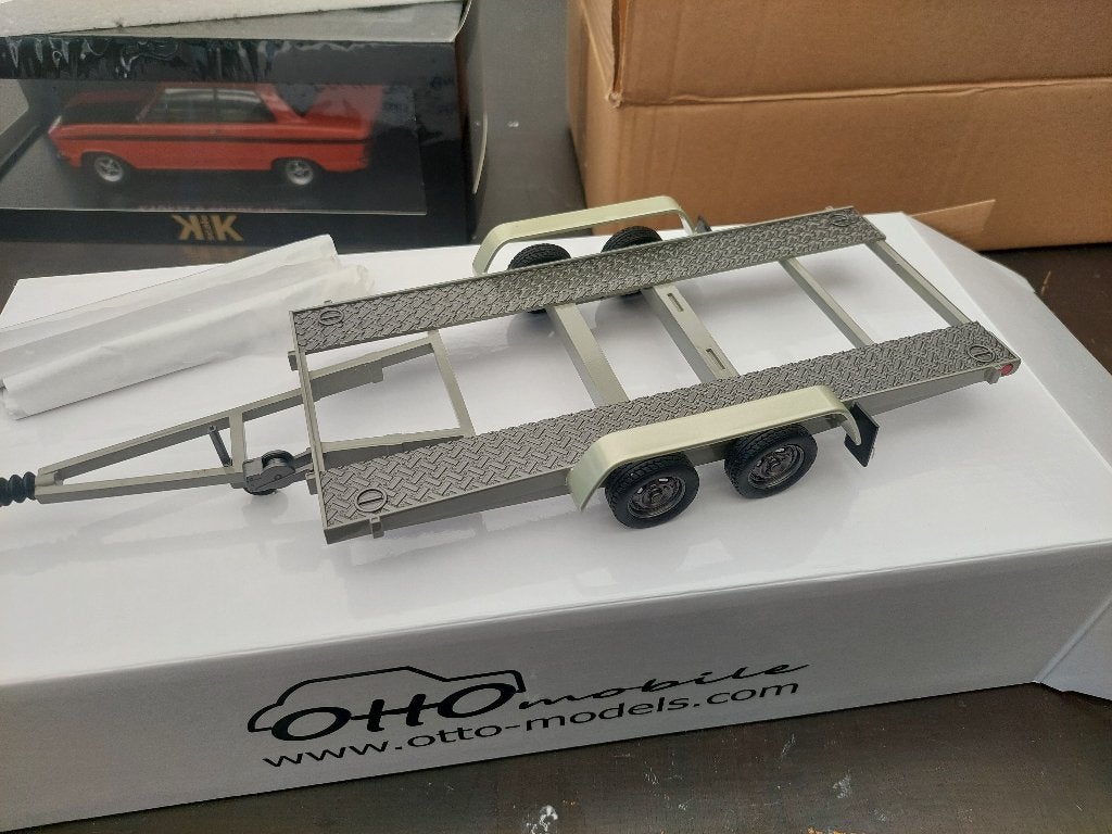 Autotrailer 1/18 Ottomobile, Hobby & Loisirs créatifs, Voitures miniatures | 1:18, Enlèvement ou Envoi, Neuf, Voiture, OttOMobile