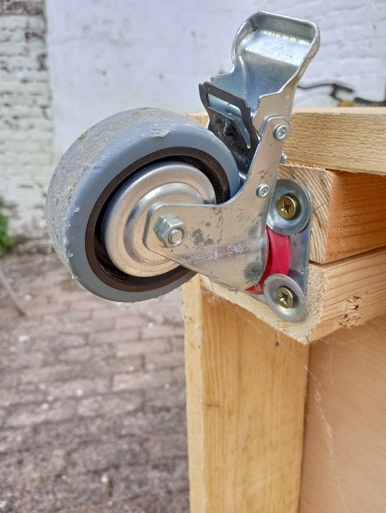 Onderstel op wielen, nieuw, Ophalen, Nieuw, Hout