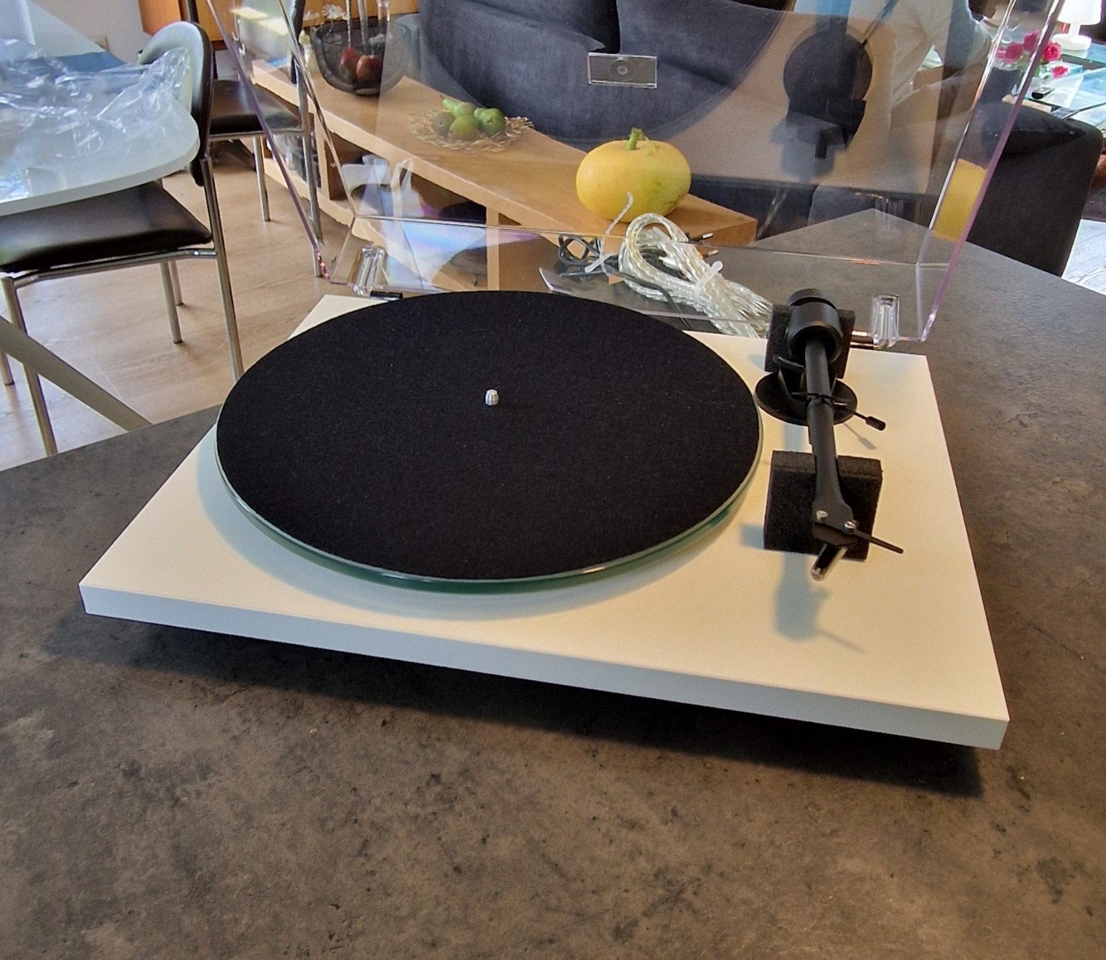 Pro-Ject T1 Evo + Ortofon Om 10, TV, Hi-fi & Vidéo, Enlèvement, Comme neuf, Tourne-disque