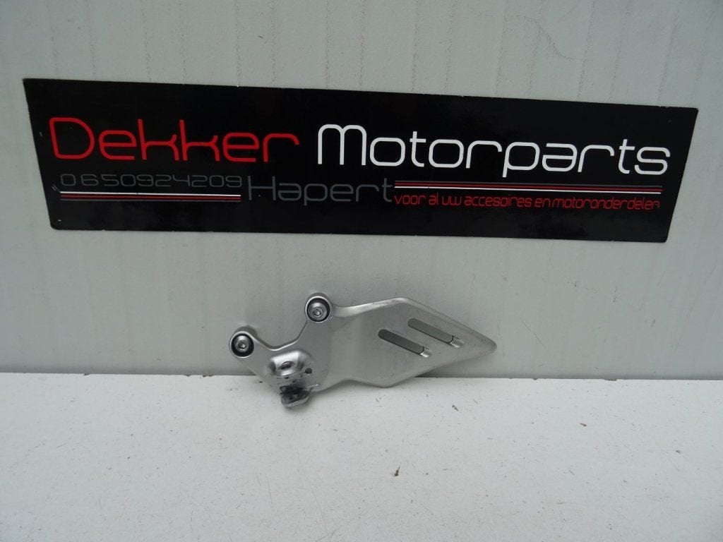 Linker Schetsplaat / Footrest Yamaha Tracer 9 / GT 2021-2024, Motoren, Gebruikt, -, -, Ophalen of Verzenden